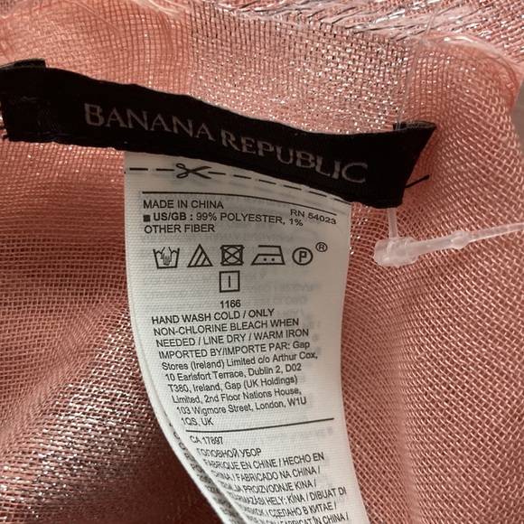 Banana Republic Blush/Pink Scarf with Metallic Hints- lightweight NWT - Picture 4 of 5